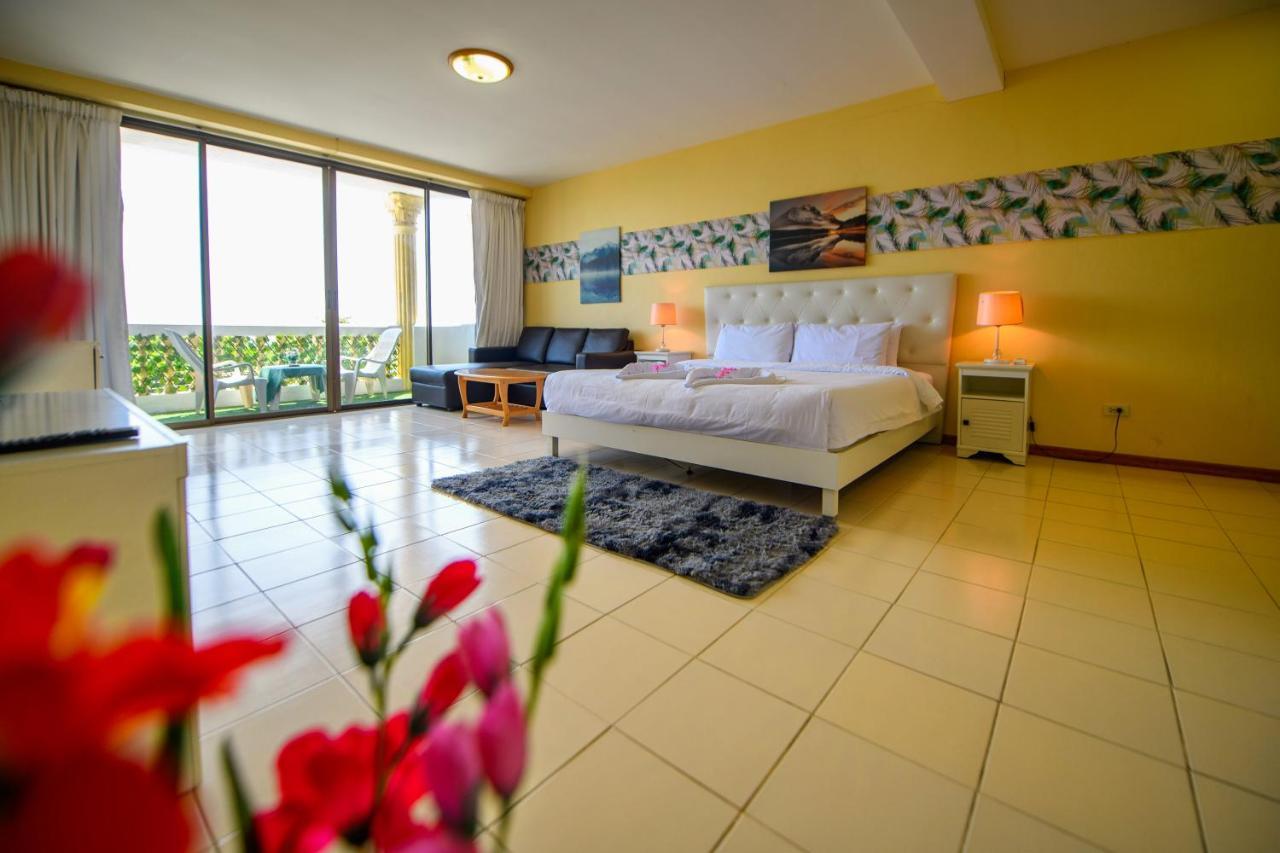 Happy Vikings - Beachfront Jomtien Exterior foto