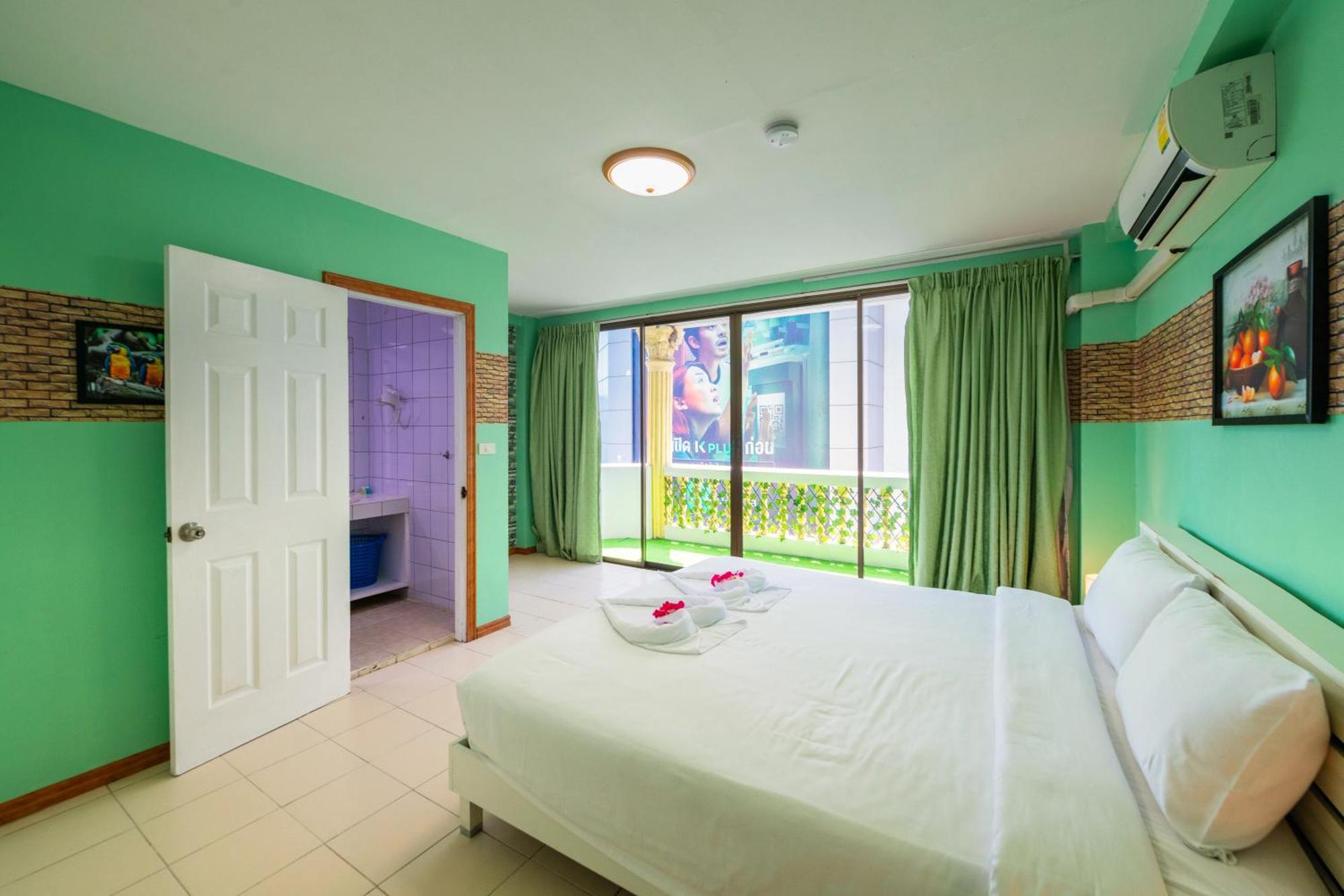 Happy Vikings - Beachfront Jomtien Habitación foto